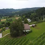 Zidanica Bundersek Appartement Šentjanž