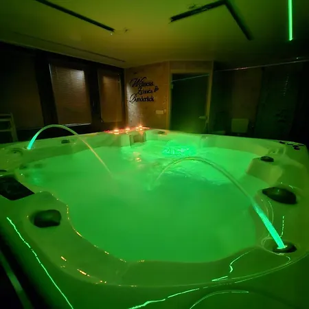 Zidanica Bundersek شقة *