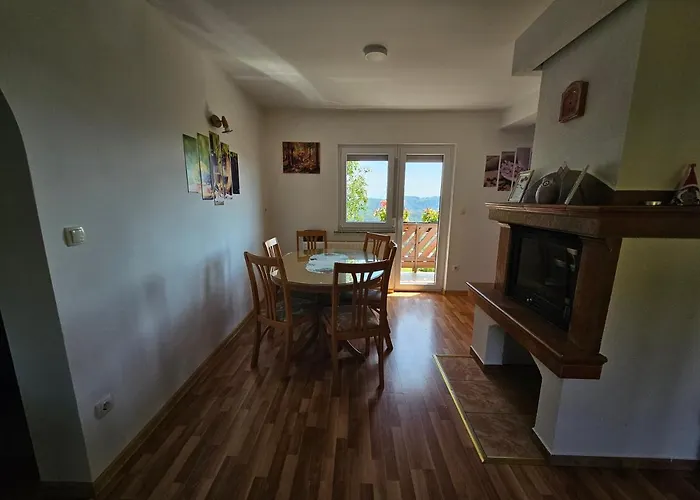 Zidanica Bundersek *